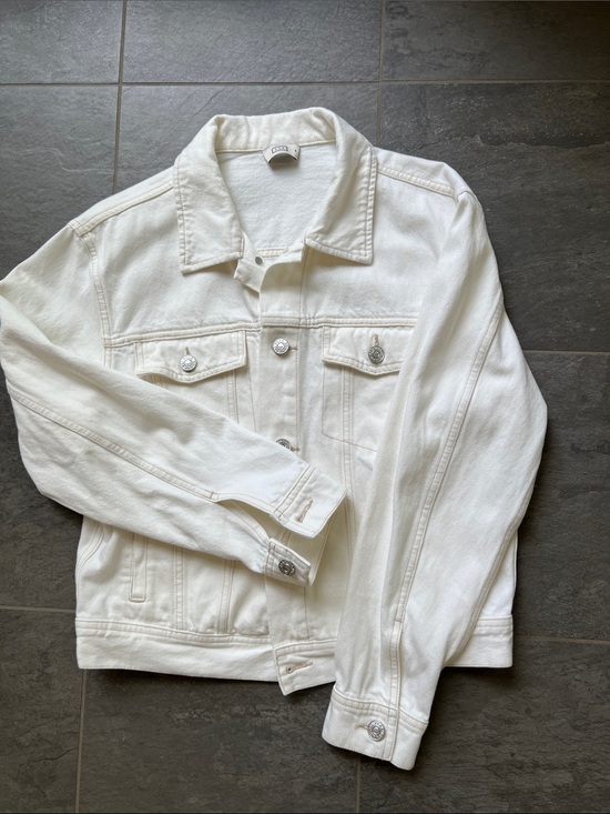AYR Jackets & Blazers - Fabulous AYR White Denim Jacket